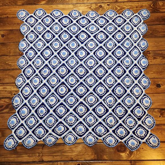 Vintage Flower Daisy Blue Throw Blanket 3D Afghan Granny Square - Picture 1 of 10